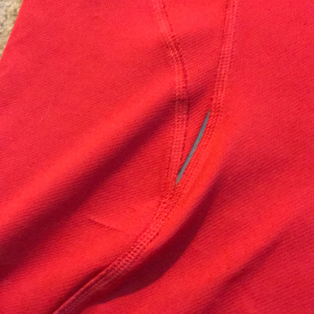 2 Nike men’s running tank tops red sm & gray med - Picture 5 of 6